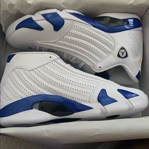 Hyper royal Jordan 14